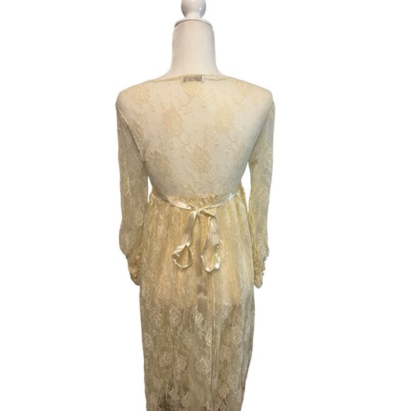 Michelle Nicole Wesley One Size Dress - Picture 2 of 4